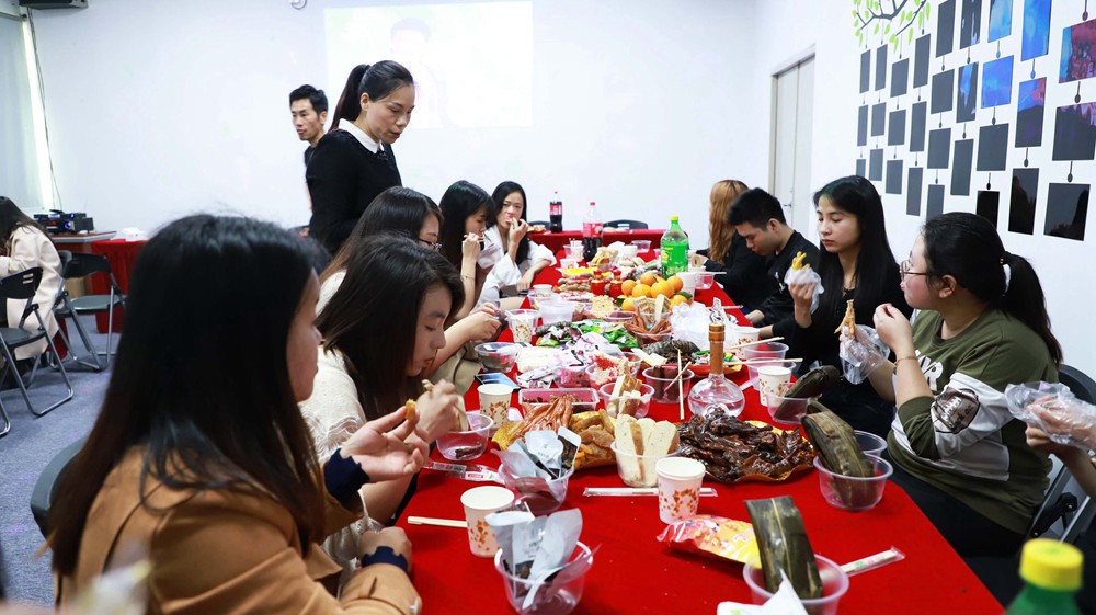 1550135035315824.jpg 油煙凈化器,油煙凈化設(shè)備,油煙凈化機(jī)