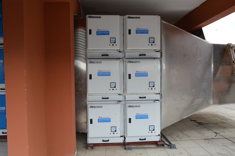 1552904167474396.jpg 油煙凈化器,油煙凈化設(shè)備,油煙凈化機(jī)