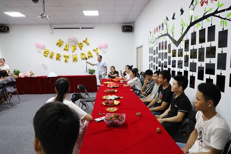 油煙凈化器，油煙凈化設備，油煙凈化機