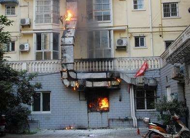 油煙凈化器,油煙凈化設(shè)備,油煙凈化機