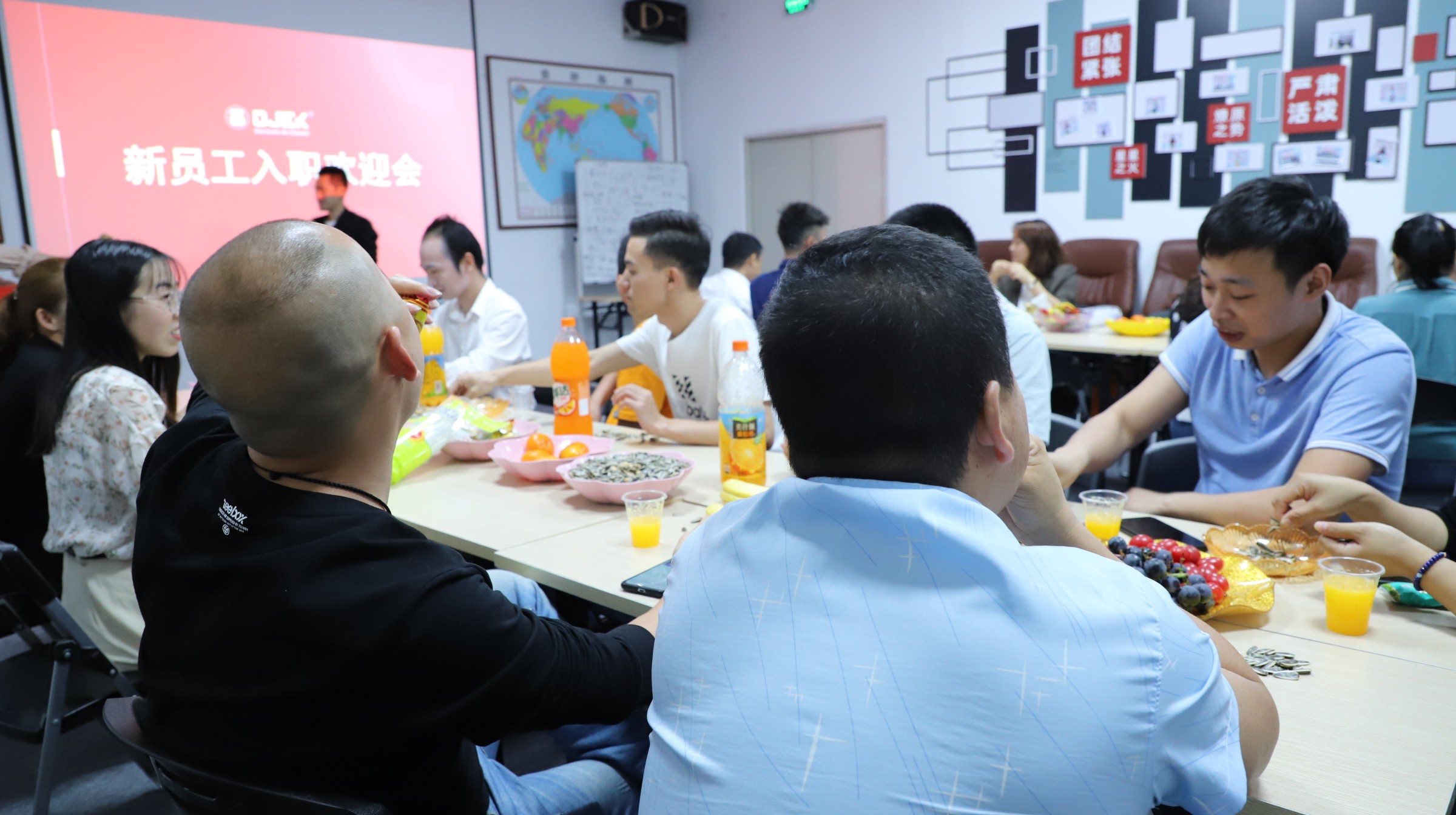 油煙凈化器，油煙凈化設備，油煙凈化機