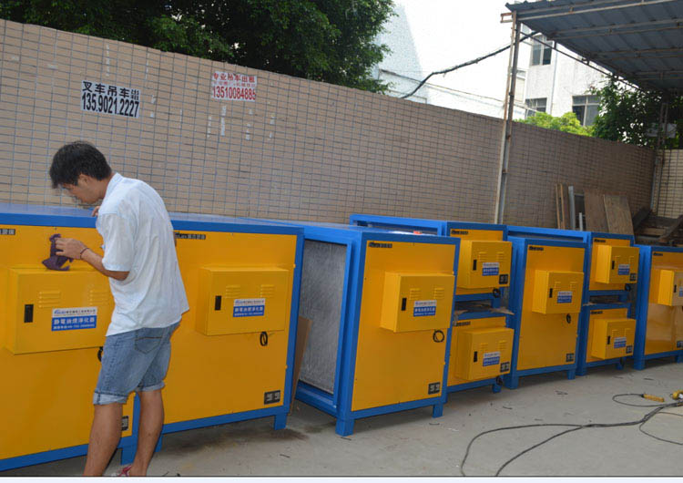 高空油煙凈化器設備展示圖