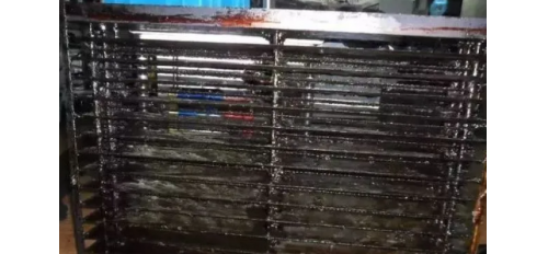 廣杰GOJEK：廚房油煙污染不要愁，優(yōu)越大型油煙機(jī)清洗來幫您！