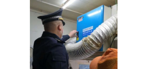 廣杰GOJEK：蘭山區多數餐飲商戶安裝并使用油煙凈化器，為居民營造良好的生活環境！