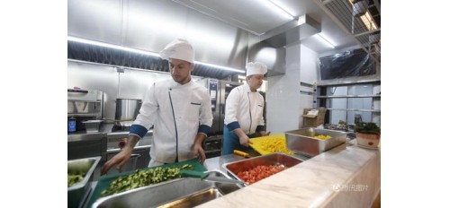 溫馨提示：油煙凈化器一定要定期清洗！